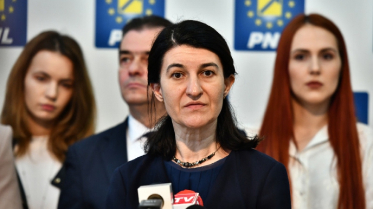 PNL București: "Gabriela Firea are probleme cu transparența decizională!"