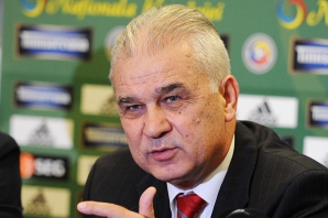 Anghel Iordănescu, refuzat la tribuna oficială de la "Anghel Iordănescu"?