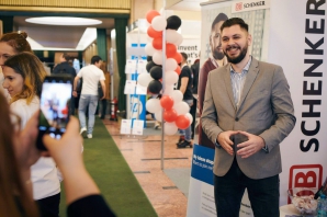 Ce pot obține pe l&acirc;ngă job candidații prezenți la Angajatori de TOP București