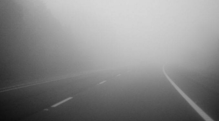 Avertizare Infotrafic: Ceață densă pe autostrăzile A1 ŞI A2