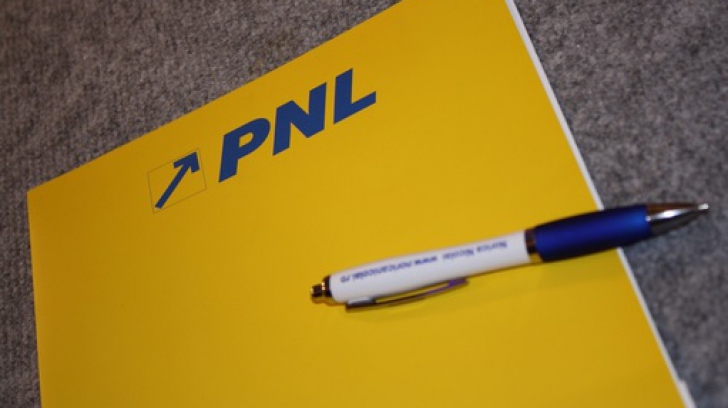 PNL și ALDE au semnat acordul politic de susținere a Guvernului Orban