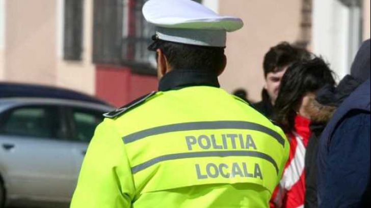 Percheziții la Poliția locală Alba Iulia. Dezvăluiri într-un dosar uitat de un an
