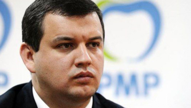 Tomac: "Acțiunile lui Răzvan Cuc, o bombă pusă sub fundația Parlamentului"