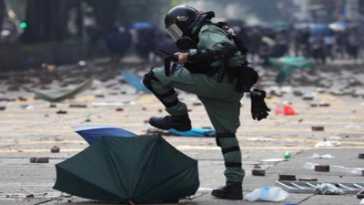 Război total după alegerile din Hong Kong. Mesajul dur al Chinei