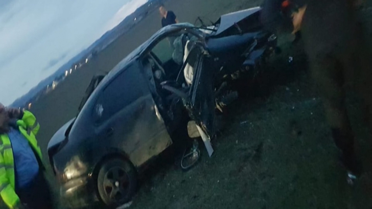 Tragedie, lângă Rădăuți. Copilă de 14 ani, moartă într-un accident produs de un șofer începător