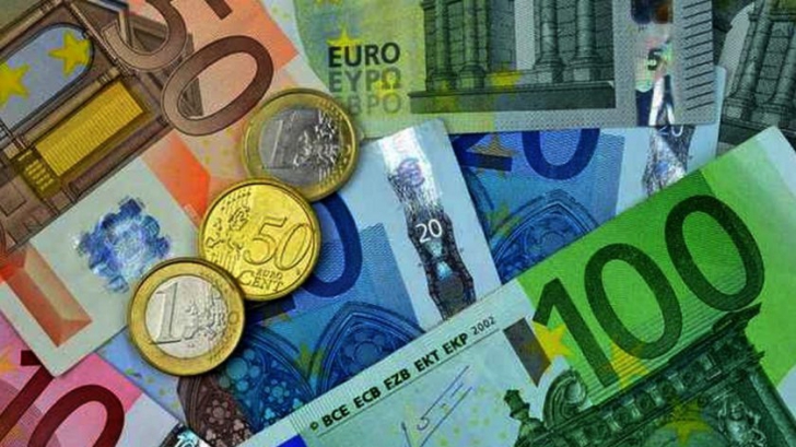 Euro este în scădere