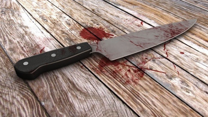 Adolescentul înjunghiat cu un cuțit în zona gâtului a murit la spital