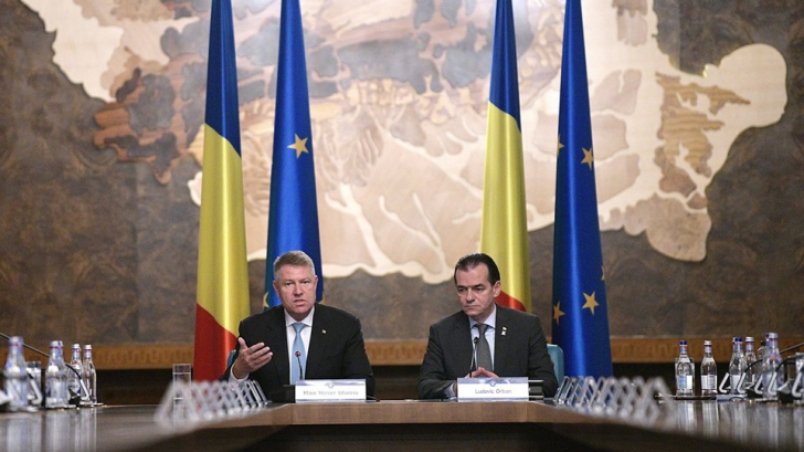 Președintele Klaus Iohannis și premierul Ludovic Orban la prima ședință de lucru a Guvernului
Foto: Facebook/Klaus Iohannis