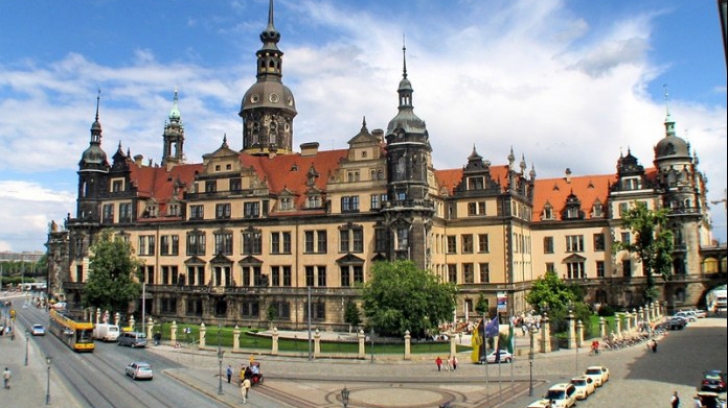 Autorităţile din Dresda au declarat stare de urgenţă nazistă