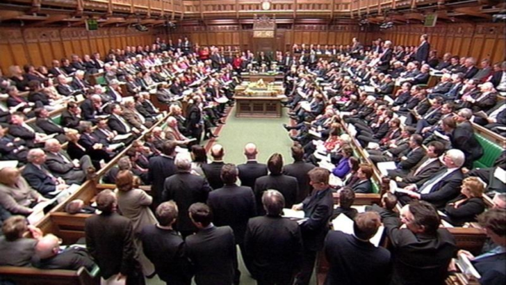 Britanicii își aleg astăzi parlamentarii 