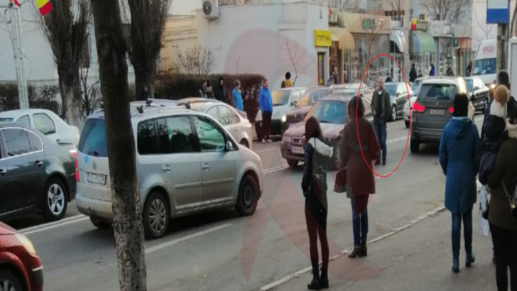 Scandal în trafic la Bârlad: mai mulți șoferi i-au smuls cheile din contact unui cetățean moldovean