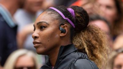 Serena Williams, nervoasă şi lipsită de fair-play după eliminarea de Australian Open