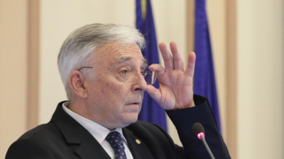 Mugur Isărescu, guvernatorul Băncii Naționale a României