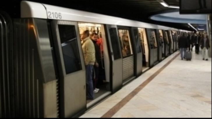 Bărbat amenințat cu briceagul în metroul bucureștean. A intervenit Poliția