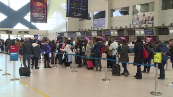 Alertă pe Aeroportul Henri Coandă, după ce un pasager a prezentat simptome de gripă