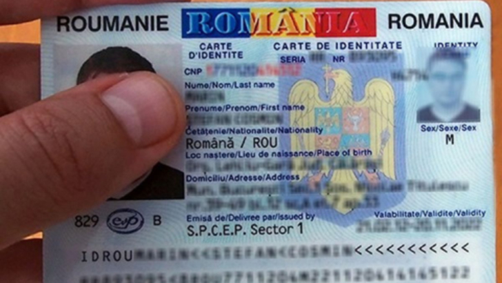 Românii nu vor mai putea ieşi din ţară cu buletinele simple, de anul viitor