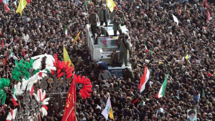Haos în Iran. 56 de morți și sute de răniți, la înmormântarea lui Soleimani. Funeraliile amânate 