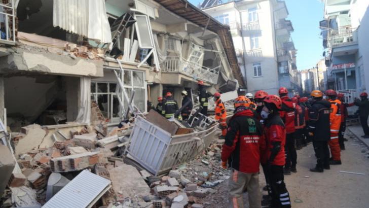 Cutremur de 5.7 grade - 8 morți și peste 20 de răniți, în Turcia