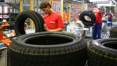 Fabrica Pirelli din Slatina își suspendă temporar activitatea din cauza epidemiei de coronavirus Foto: zf.ro