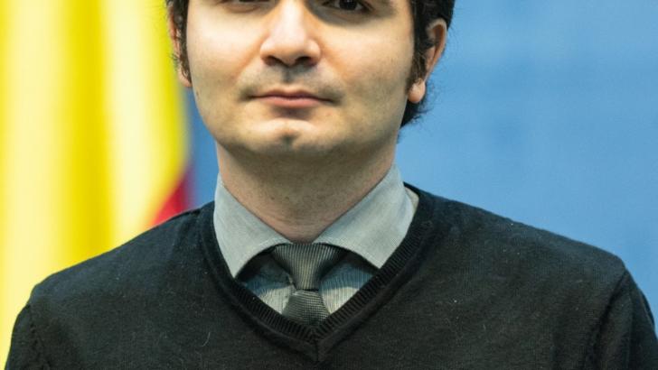 Bogdan Anicescu, interpretul oficial al Guvernului, mesaj emoționant pentru toți românii
