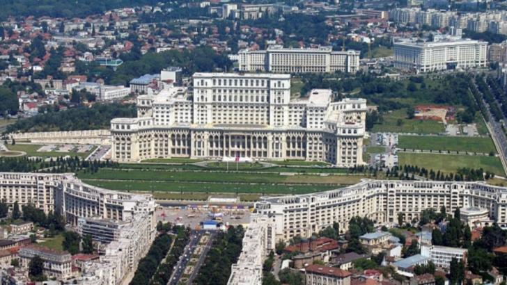 FPTR solicită suspendarea taxei speciale de promovare turistică a municipiului București