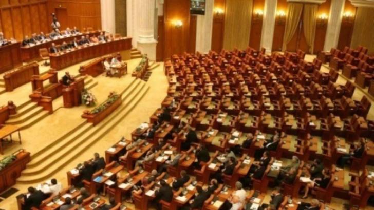 Parlamentarii vor fi reprogramați pentru vaccinarea anti-Covid