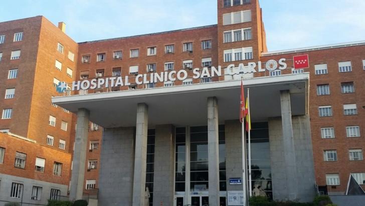 „Respirați ușor”, momentul emoționant în care un pacient cu coronavirus este extubat în Spania. Imagini impresionante
