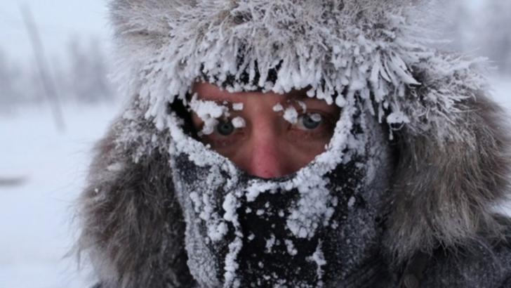 ALERTĂ METEO. Fenomene EXTREME SEVERE: furtuni, grindină. Revin lapoviţa şi ninsorile - HARTA