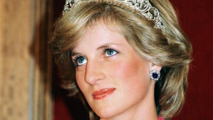 10 secrete de stil de la Prințesa Diana