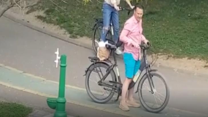 Primarul sectorului 3, Robert Negoiță, surprins când se plimbă cu bicicleta, în Parcul IOR, închis oficial