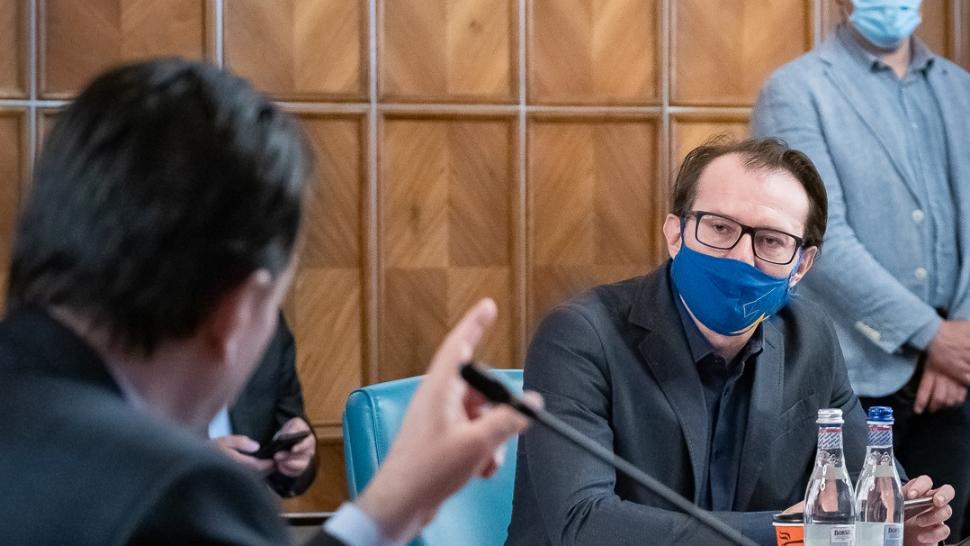 Ședință de Guvern: S-au împărțit banii țării! Cîțu: ”Pentru această rectificare au fost suplimentați bani pentru sănătate, educație și pentru investiții”
