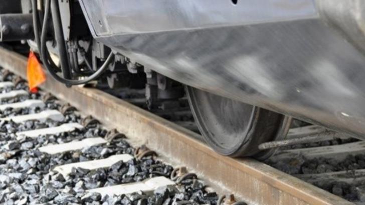 Accident feroviar la Constanța: Un bărbat a MURIT după ce a fost lovit de tren