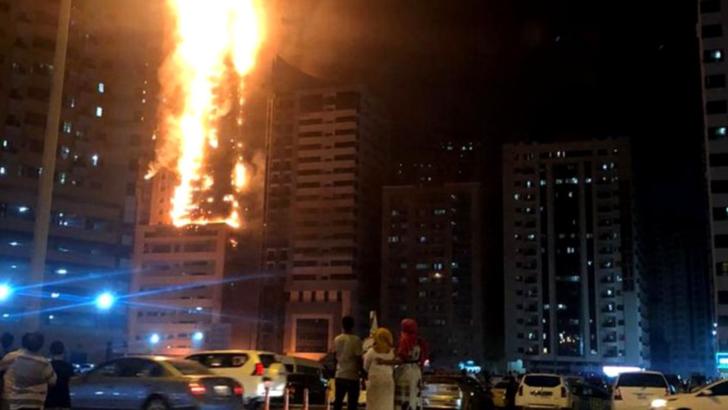 Incendiu devastator, la un zgârie-nori din Dubai: 9 victime