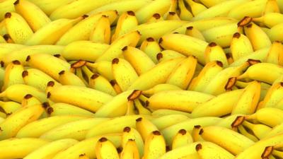 Mănâncă 50 de banane în fiecare zi. Cum arată tânăra care trăiește DOAR cu fructe şi legume