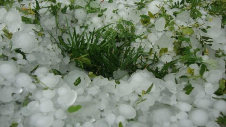 Cod GALBEN: România, lovită de fenomene meteo EXTREME: furtuni și grindină - HARTA