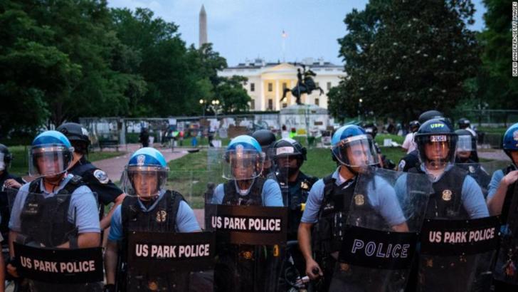 Garda Națională, mobilizată pentru paza monumentelor din Washington Foto: CNN