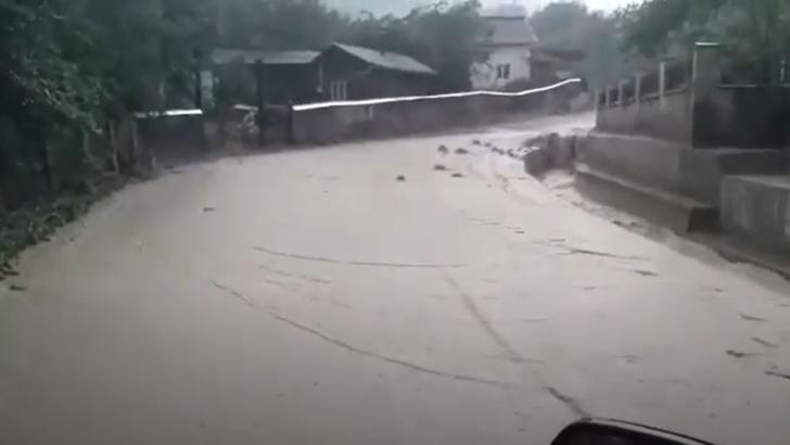 Strada inundata