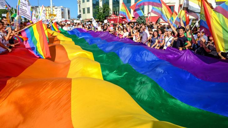 Preşedintele Bulgariei a ratificat legea împotriva ''propagandei'' LGBT+