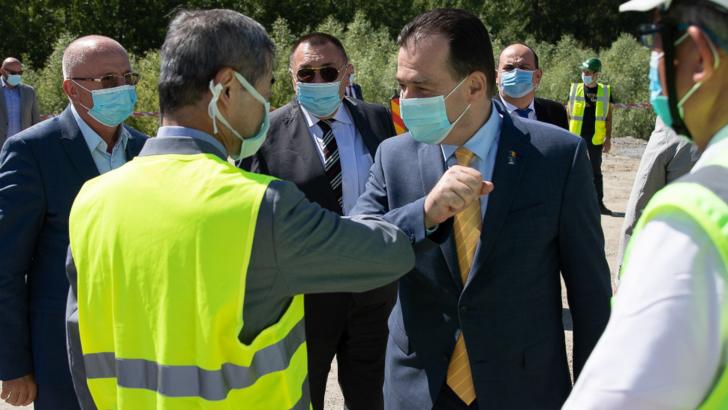 Ludovic Orban, pe Transalpina. Premierul a vizitat și șantierele loturilor 1 și 2 din A10 Sebeș – Turda