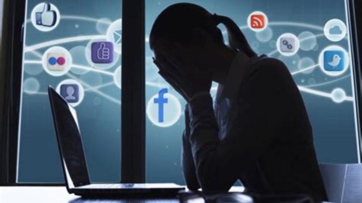Cyberbullying - Violența cibernetică 