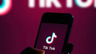 Se cere SUSPENDAREA TikTok în România pe fondul suspiciunilor privind manipularea procesului electoral