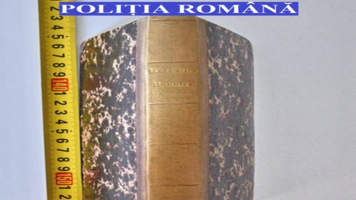 Misterul cărții din 1787 recuperată de polițiști: furată din Cluj, scoasă la vânzare în Ungaria 