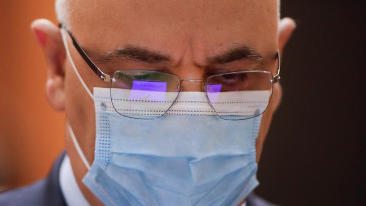 Raed Arafat: Aș vrea să-i vad pe cei care urlă că libertatea e mai presus decât viața dacă o pot spune și familiilor victimelor Covid / Foto: Inquam Photos 