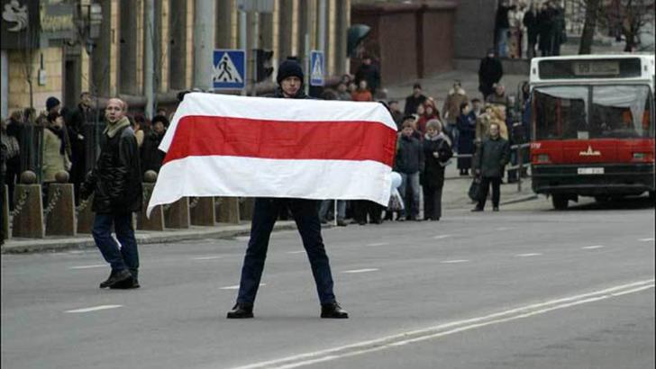 Protestele din Belarus mai fac o victimă: Un bărbat a murit după ce a fost împușcat de forțele de ordine