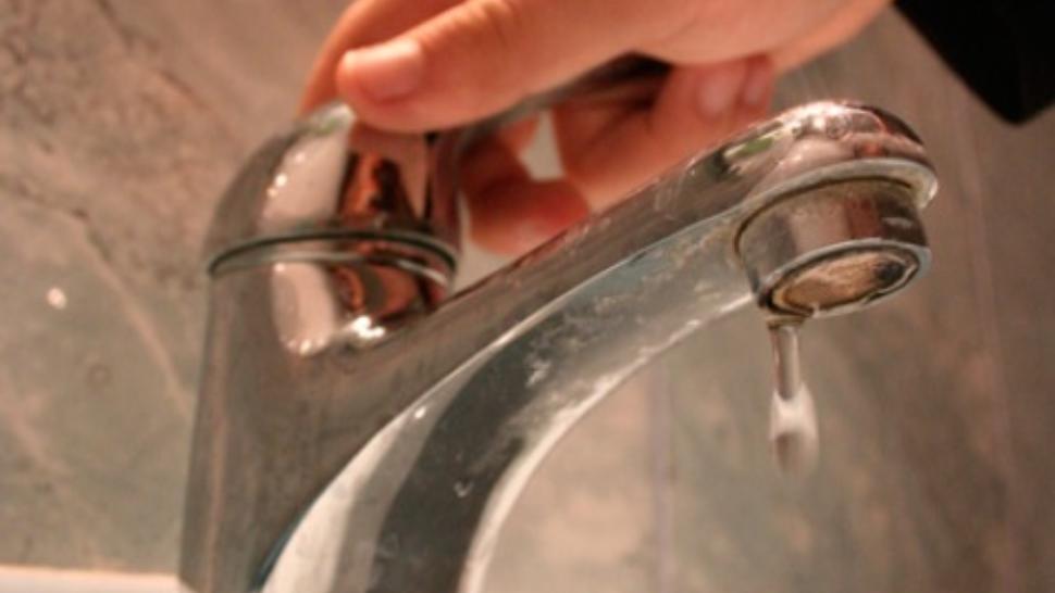 Mii de oameni disperați, case și școli fără apă caldă. Termocentrala Mintia s-a oprit