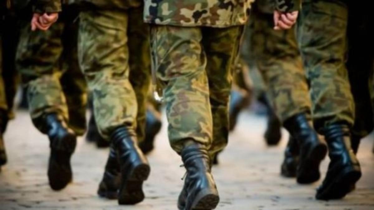 MApN face din nou ANGAJĂRI. Cum poți ajunge soldat profesionist și ce avantaje poți avea?