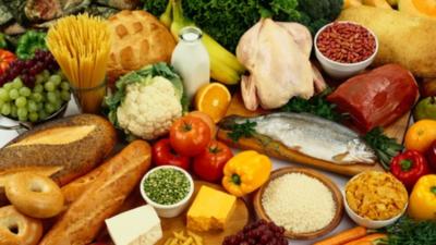 Alimentele pe care NU trebuie să le mai consumi după 40 de ani