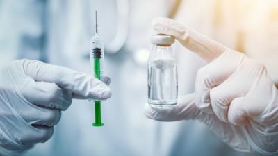 Antoni Fauci: Un vaccin anti-COVID "eficient si sigur" ar putea fi distribuit americanilor pana in aprilie 2021