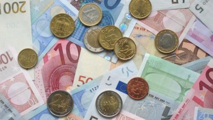 Euro, la un nou maxim istoric
