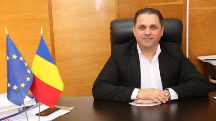 Marius Constantin, suspendat de prefectul de Prahova din funcția de primar al orașului Băicoi Foto: Facebook.com
